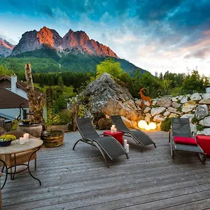 Bayern - Adults Only - Mit Zugspitzblick - Eibsee-naehe - Wellnessbereich - Naturpool Im Sommer Germany
